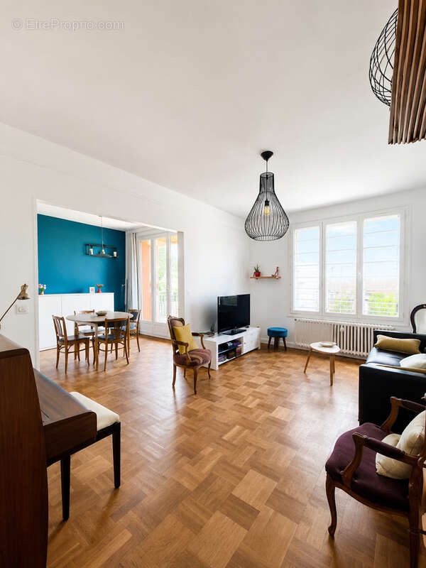 Appartement à ENGHIEN-LES-BAINS