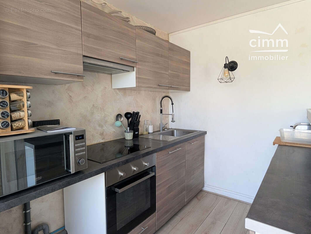 Appartement 65 m² à Le Pont-De-Claix  - photo 4