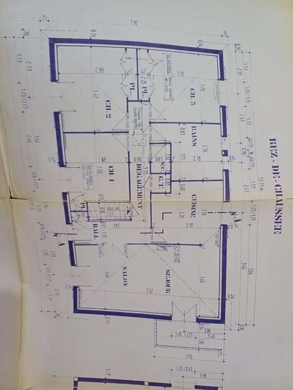 Maison à FERRIERES-EN-GATINAIS