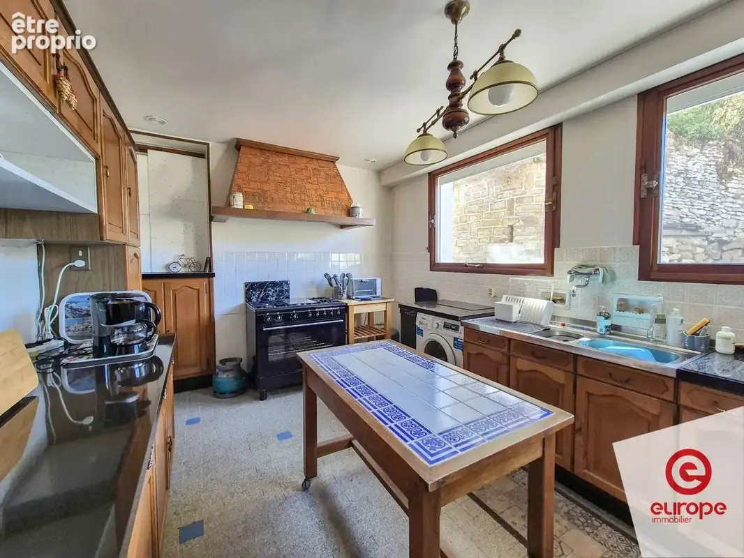 Maison 7 pièces de 166 m2 avec jardin, cour et garage à Asquins, à proximité de Vézelay - photo 4