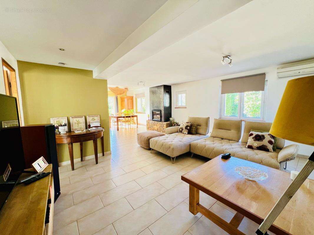 Maison à LA CADIERE-D&#039;AZUR