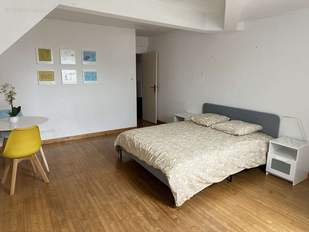 Local ou appartement t9 de standing a vendre - hyper centre de cholet -exclu ! - photo 10