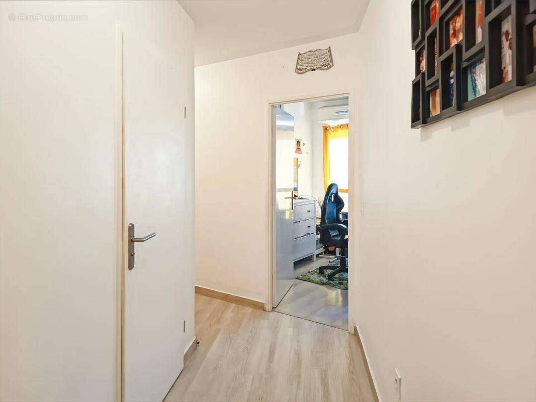 Appartement à ROSNY-SOUS-BOIS