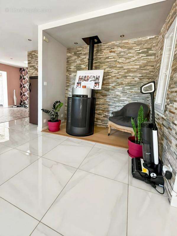 Maison à MIGNE-AUXANCES