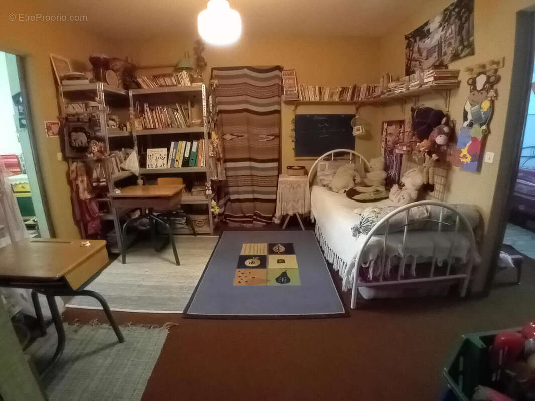 Dégagement à l&#039; étage - Maison à ARCAMBAL