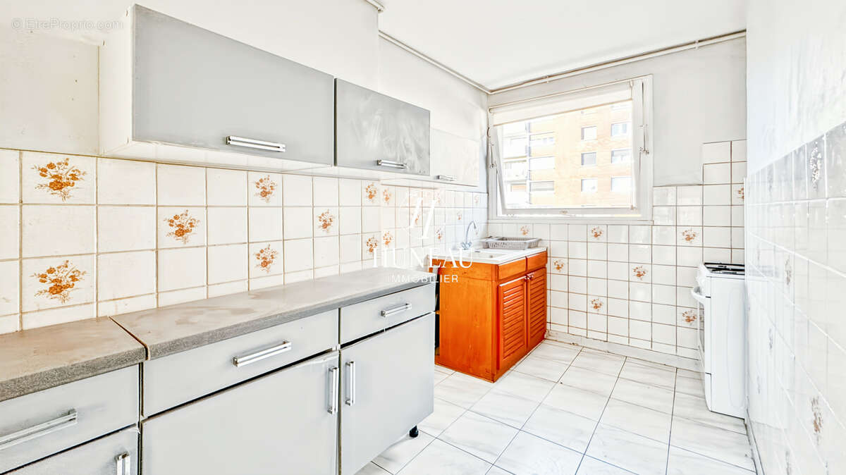 Appartement à PARIS-19E