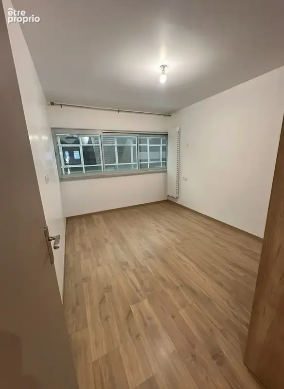 Commerce 55 m² à Annemasse  - photo 2