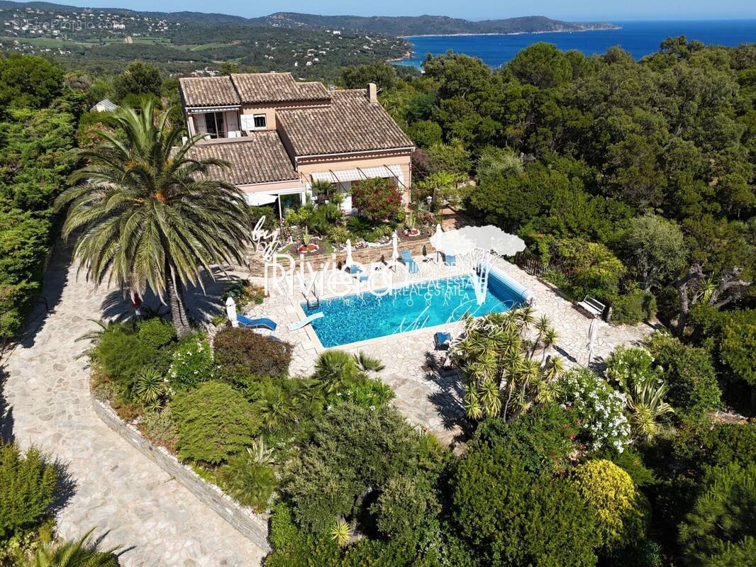Maison à CAVALAIRE-SUR-MER
