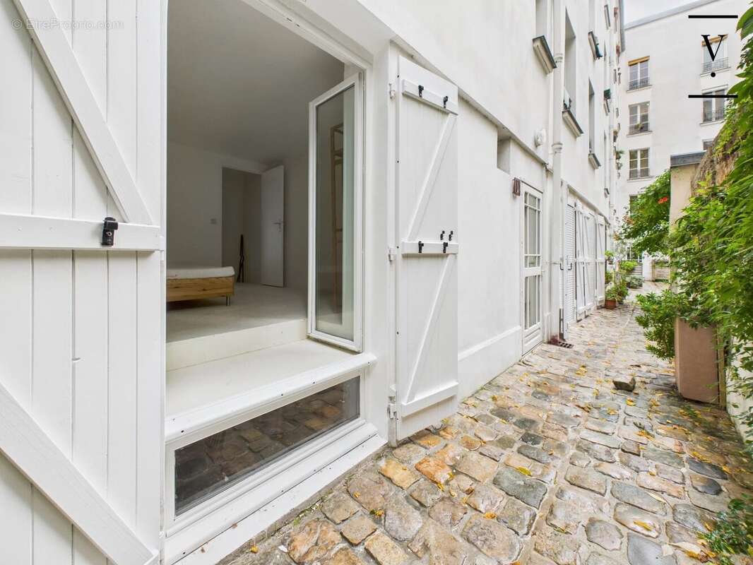 Appartement à PARIS-20E