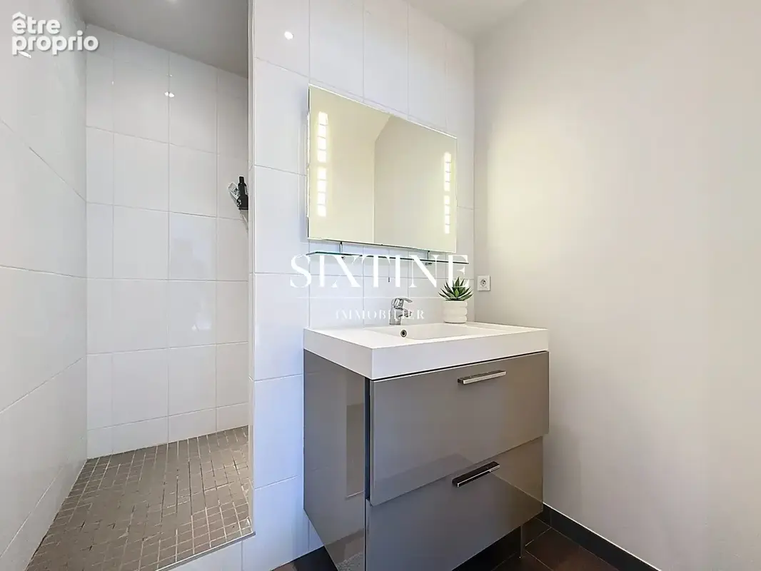 Appartement 2 pièces 56 m² à vendre à Bourgoin-Jallieu (38300) - photo 8