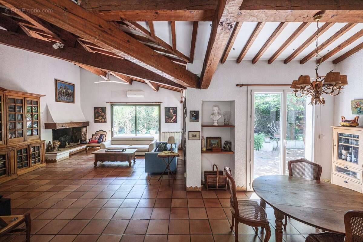 Maison à MARSEILLE-8E