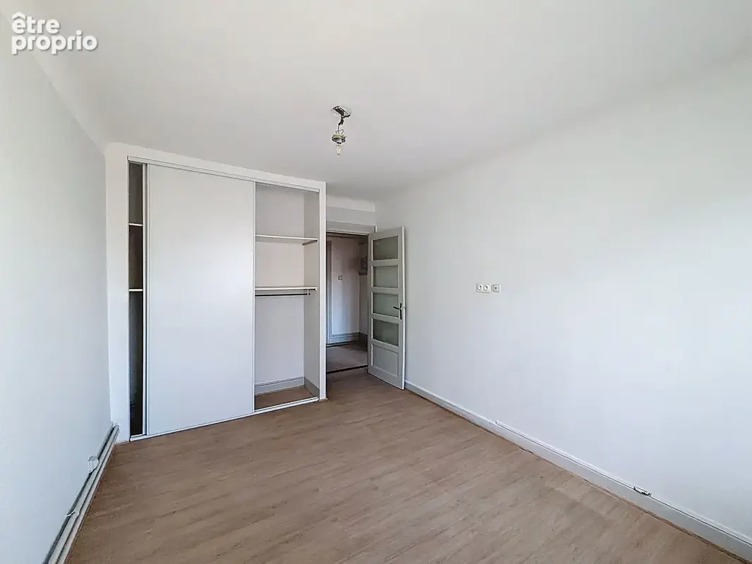 Appartement 2 pièces 46 m² à vendre à Le Chambon-Feugerolles (42500) - photo 84