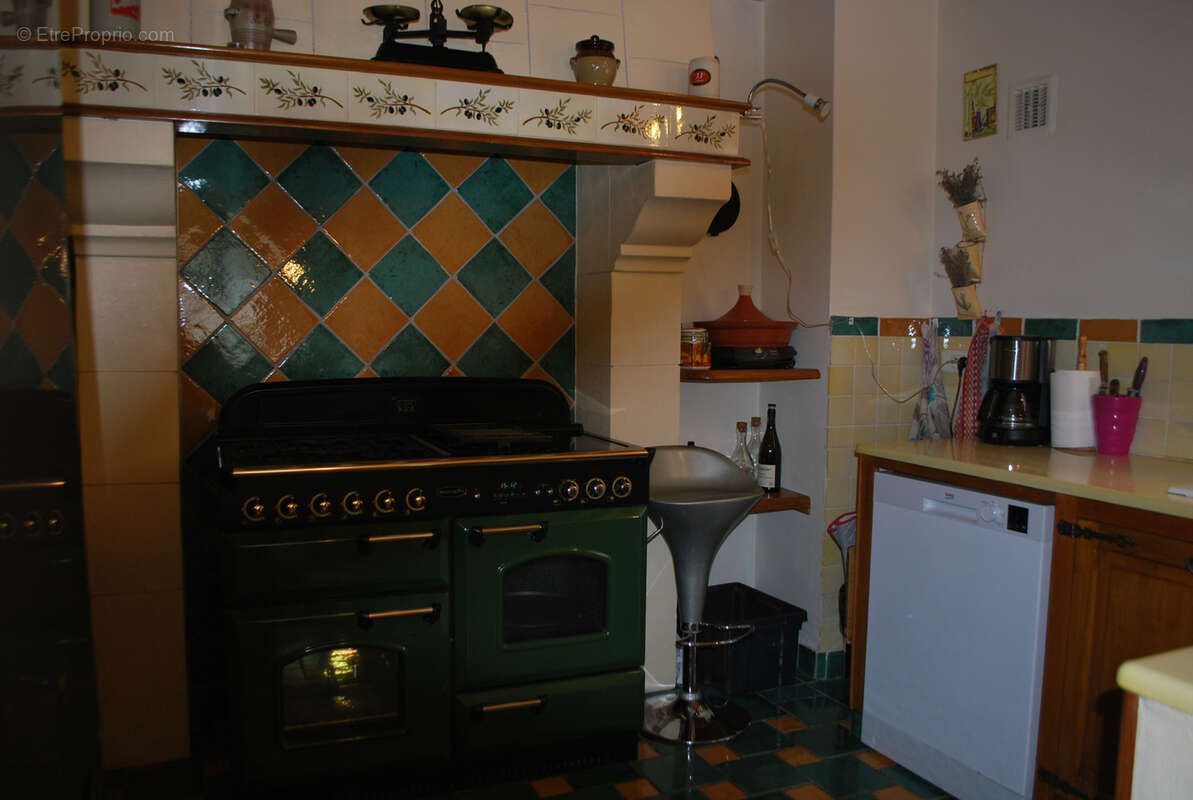 Appartement à SALERNES