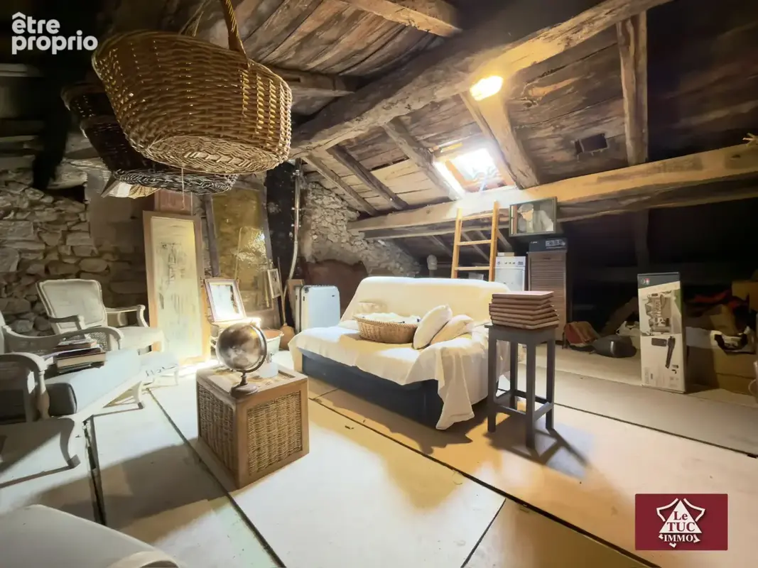 Maison en pierre avec dépendances - photo 16