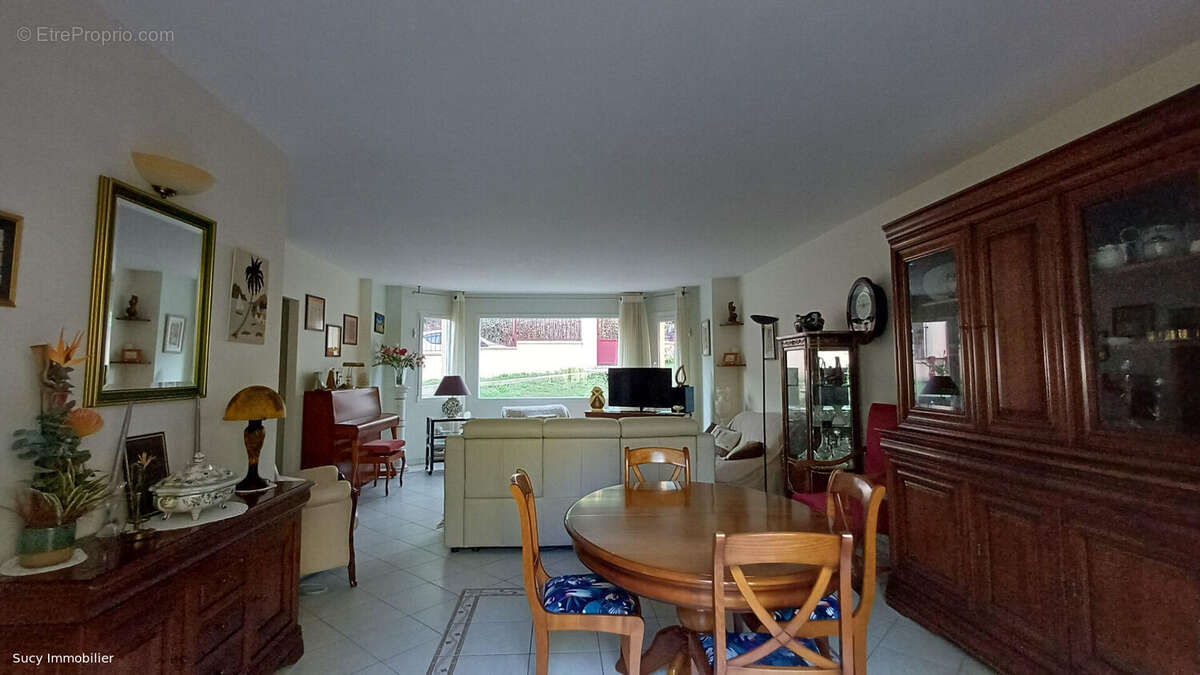 Maison à SUCY-EN-BRIE