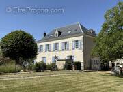Maison à AUBETERRE-SUR-DRONNE