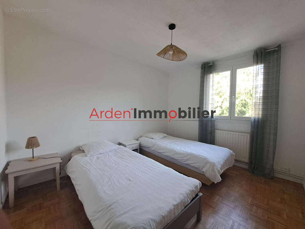 Maison à vendre à Rethel - 3 chambres, 110.85 m², terrain 447 m² - photo 8