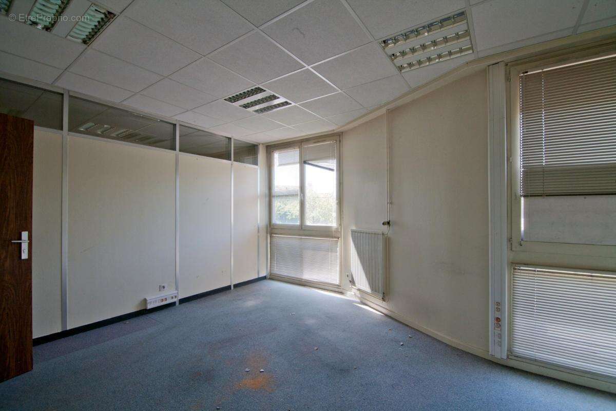 Commerce à CHALONS-EN-CHAMPAGNE