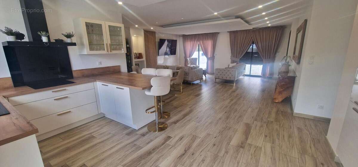 Maison à NOYERS-SUR-CHER