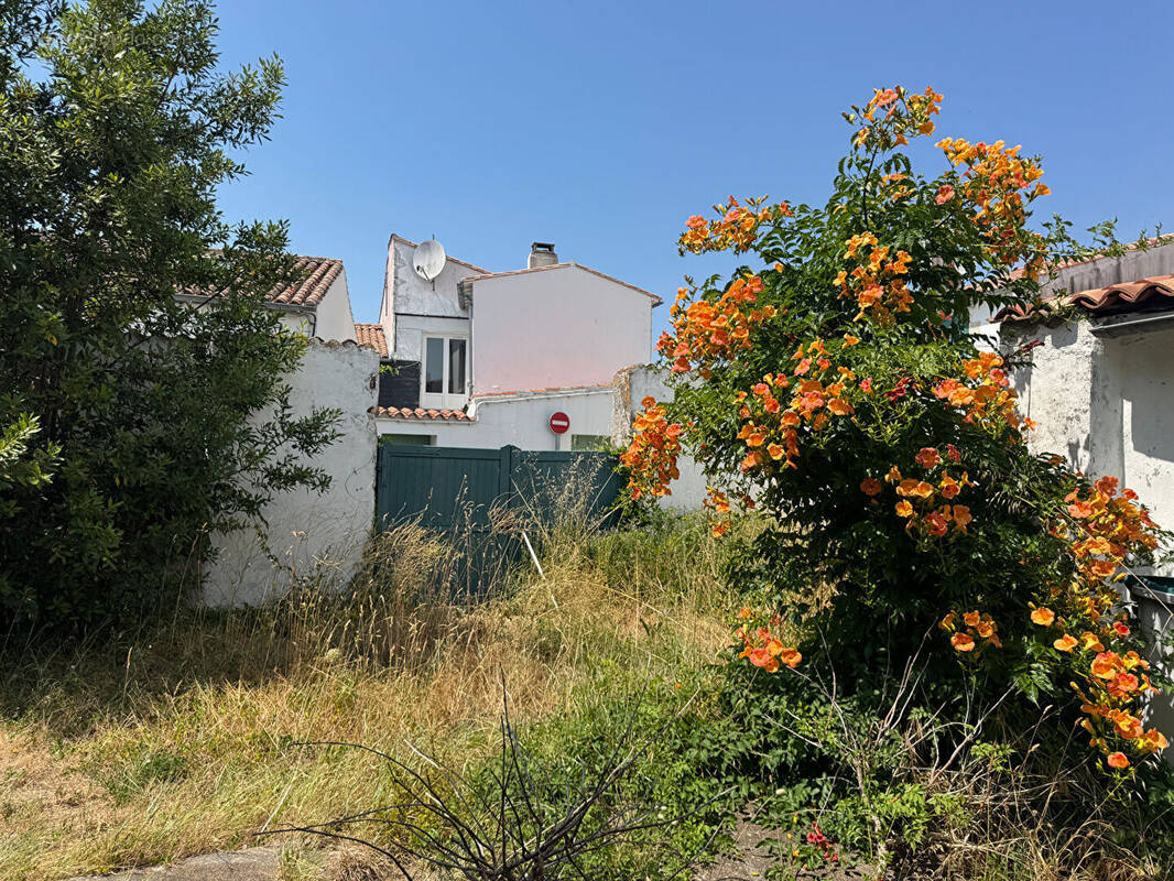 Maison à LA COUARDE-SUR-MER