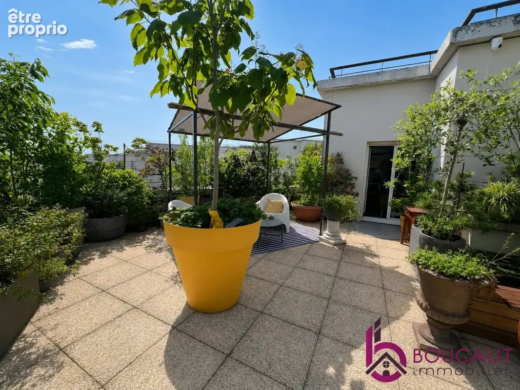 Appartement 109 m² à Le Plessis-Robinson  - photo 1