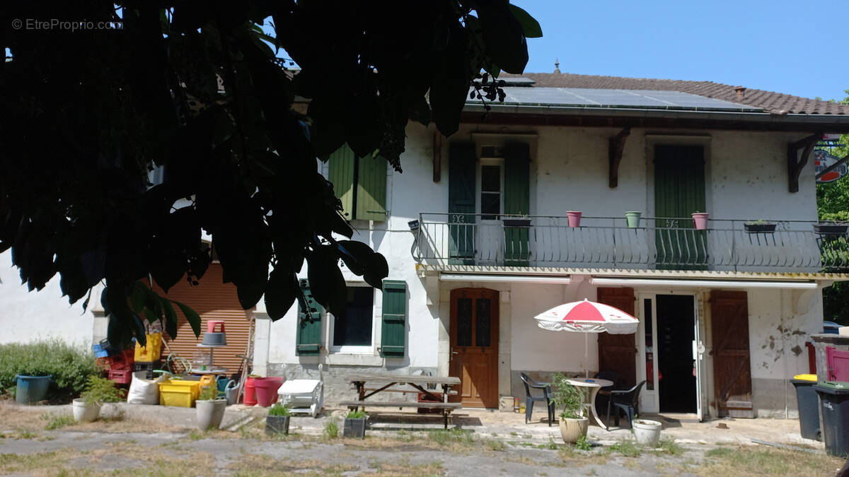 Maison à ESPES-UNDUREIN