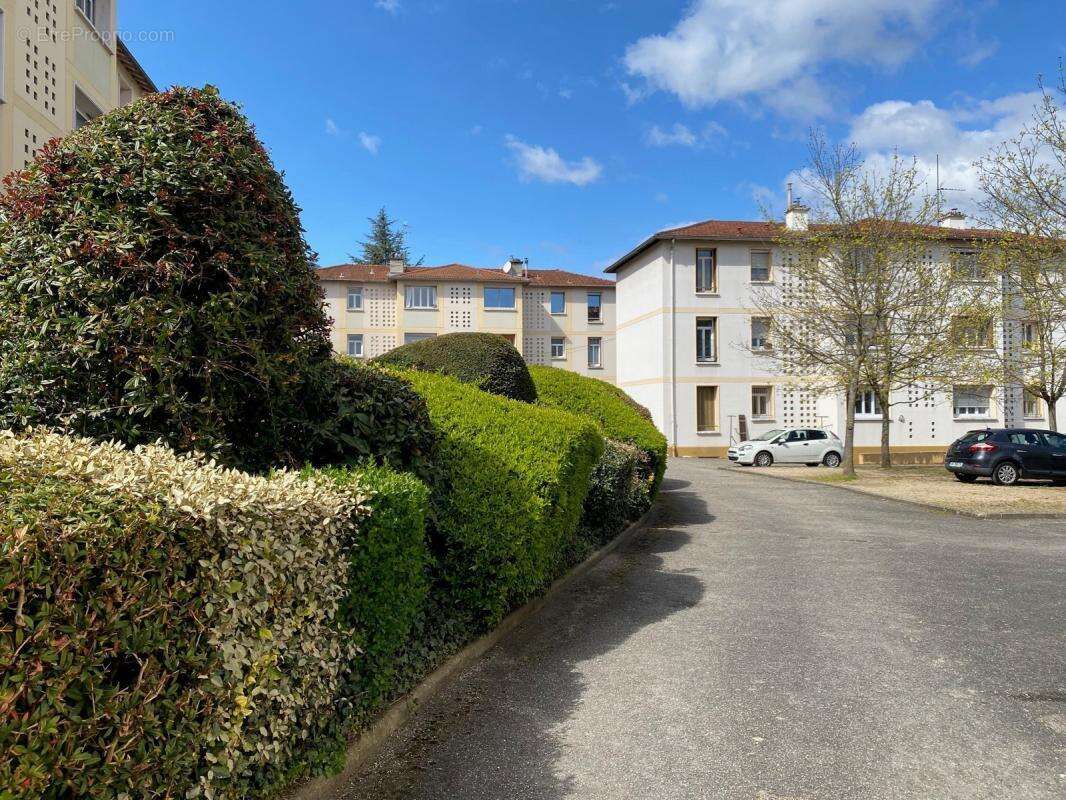 Appartement à OULLINS