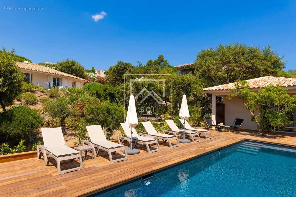 Maison à PORTO-VECCHIO