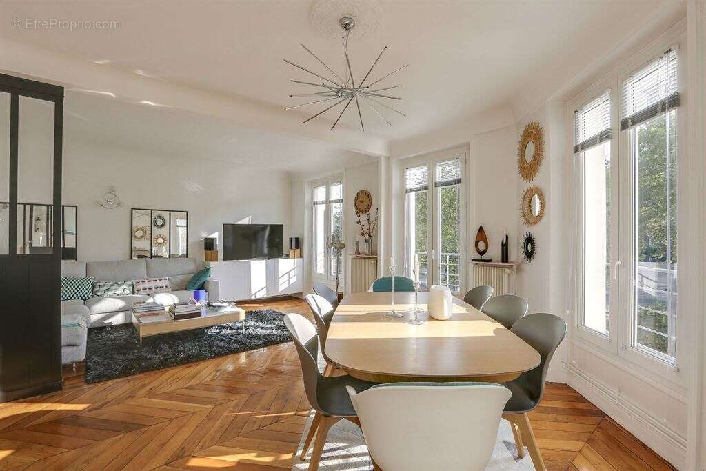 Appartement à PARIS-12E