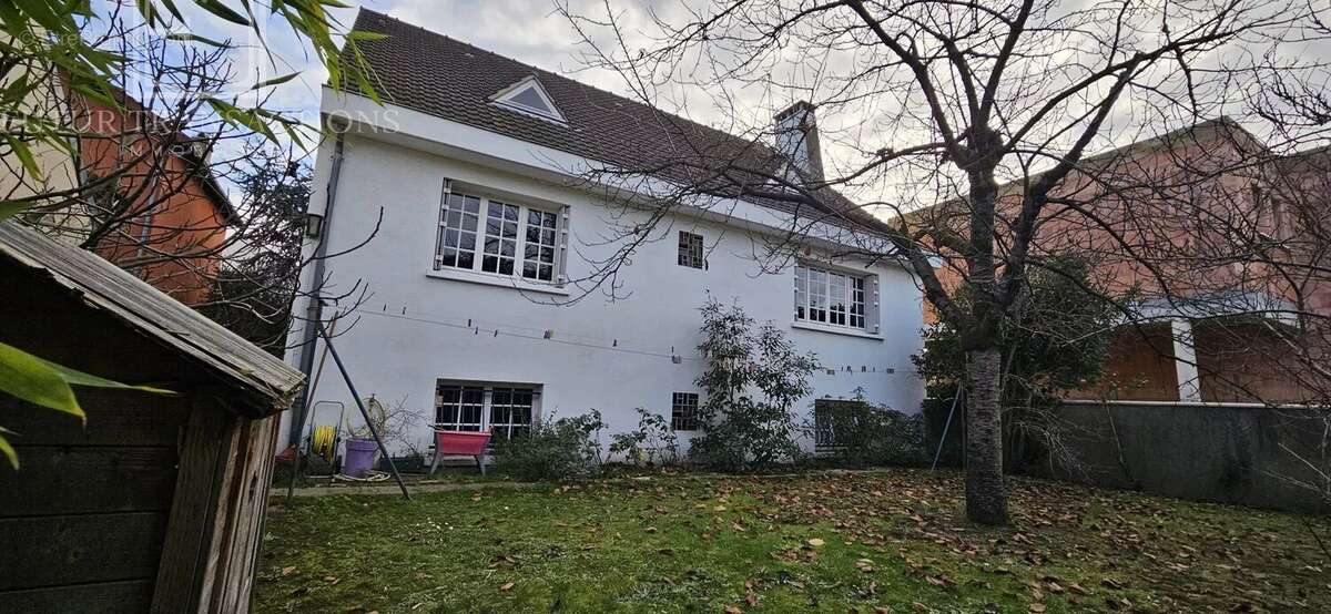 Maison à COLOMBES