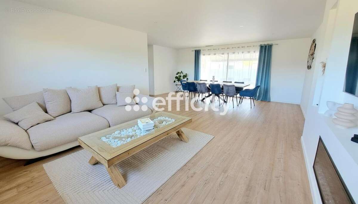 Maison 150 m² à Artigueloutan  - photo 13