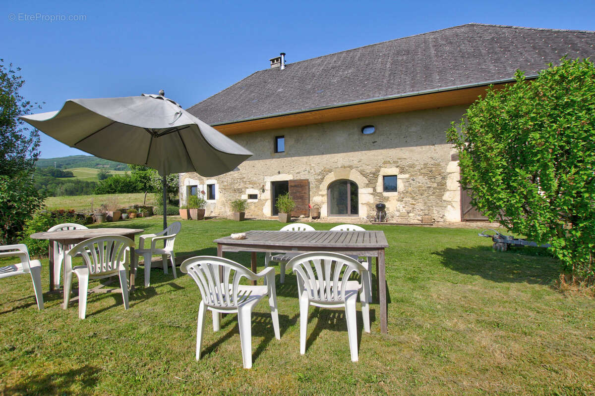 Maison à MASSINGY