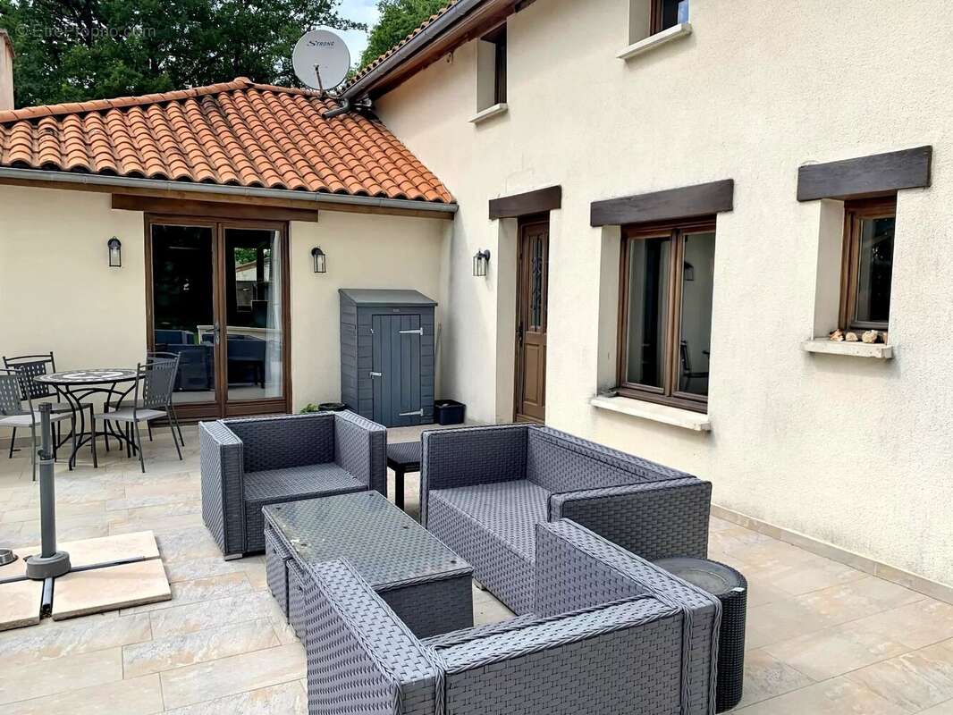 Maison à NONTRON
