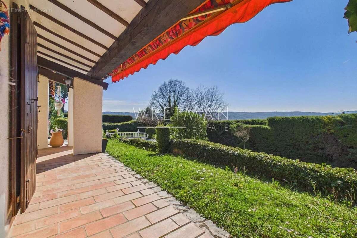 Villa à rénover avec piscine et vue panoramique  - Montauroux - photo 6