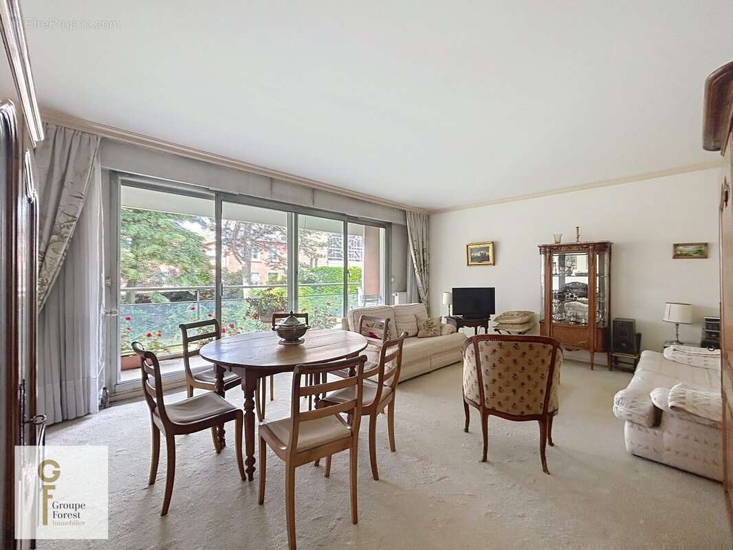 Appartement à CROIX