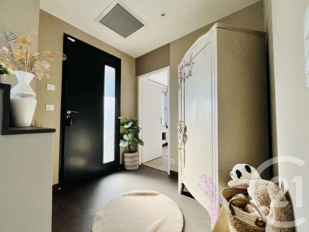 Maison à SAINT-YRIEIX-LA-PERCHE