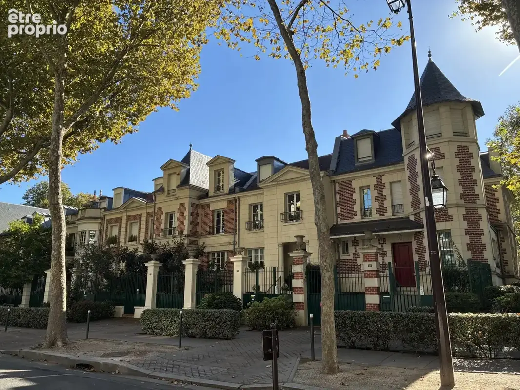 NEUILLY .  étage élevé, lumineux, 114 m2, vues dégagées, 3 ou 4 chambres, à rénover - photo 8