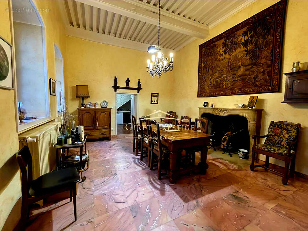 Maison à BELLEY