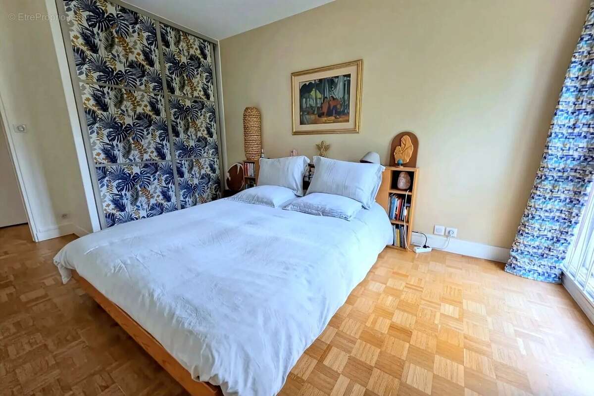 Appartement à BOUGIVAL