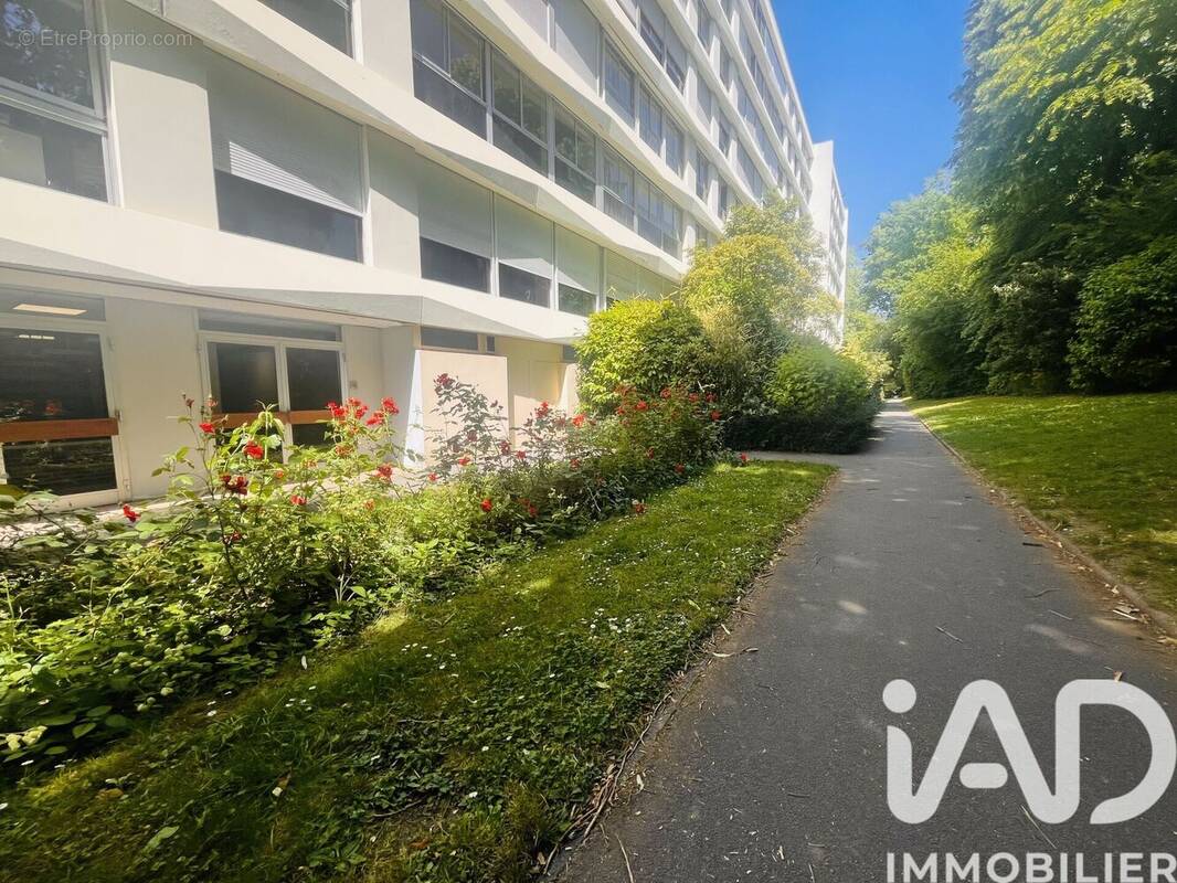 Photo 1 - Appartement à LAMBERSART