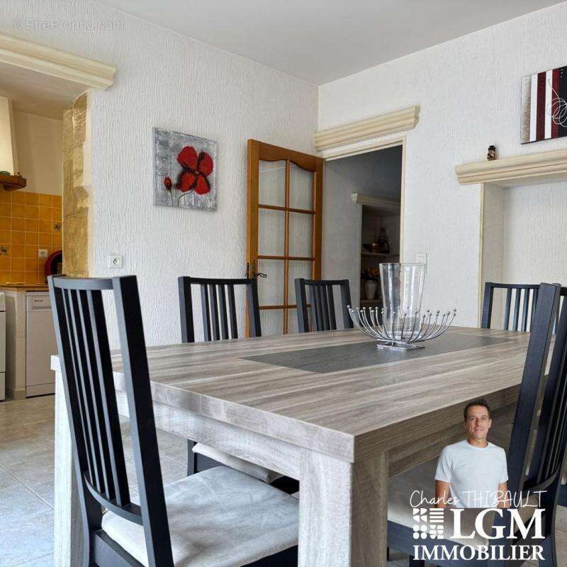 Maison ancienne avec grange attenante à rénover – Fort potentiel d’aménagement - photo 4