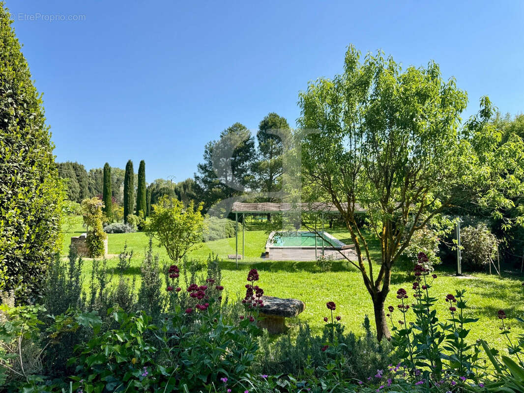 Maison à EYGALIERES