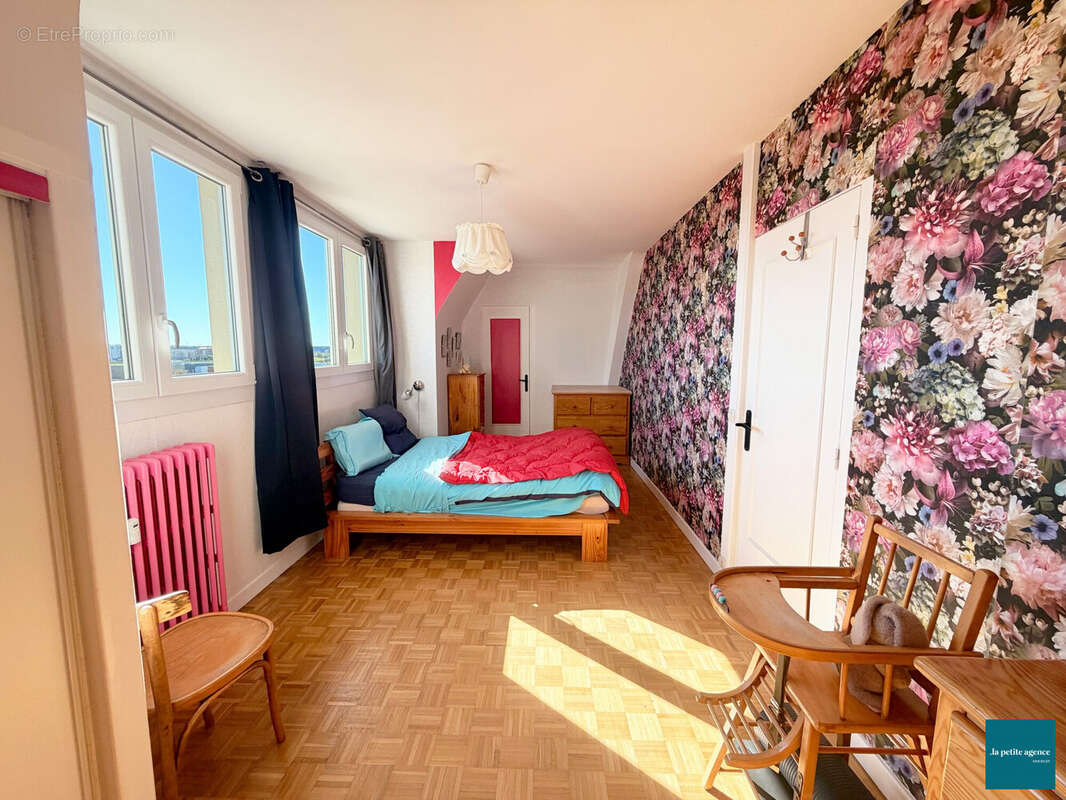 Appartement à FLEURY-SUR-ORNE