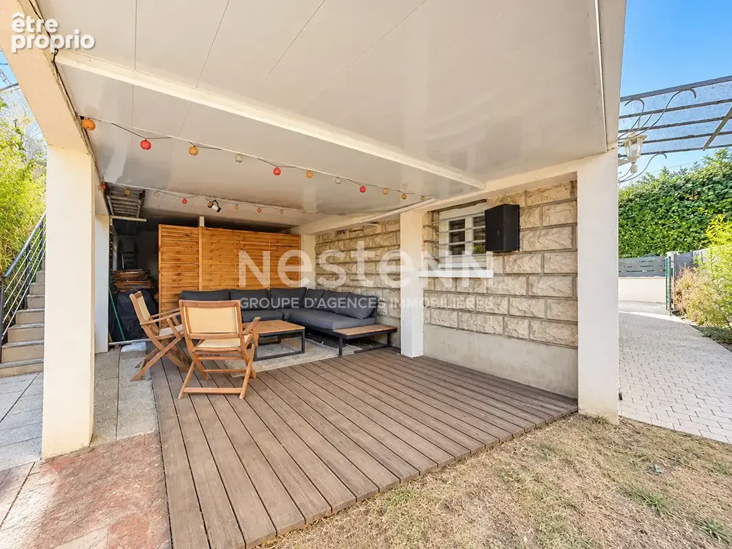 Maison Champs Sur Marne - Sous-sol surélevé - 7 pièces - photo 16