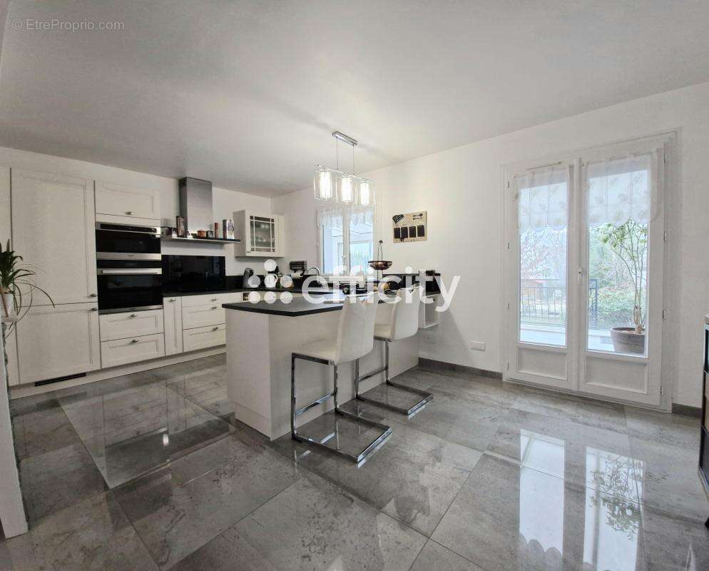 Maison à VILLEPARISIS