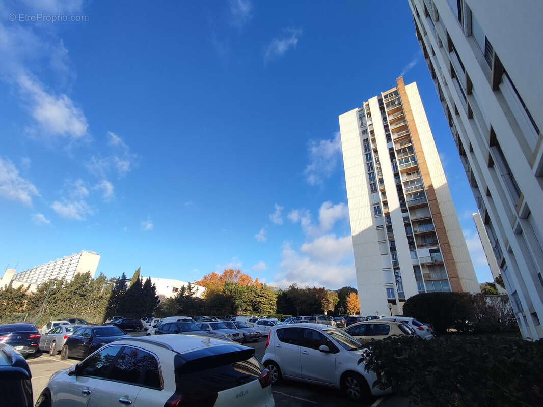 Appartement à MARSEILLE-14E