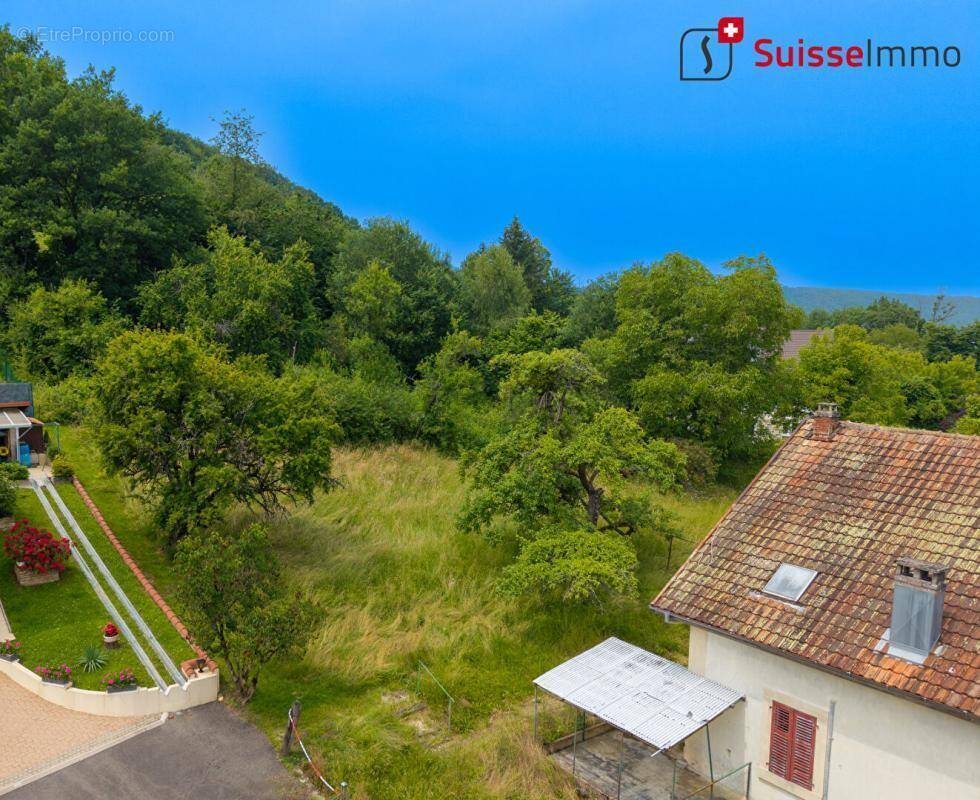 Maison à PONT-DE-ROIDE