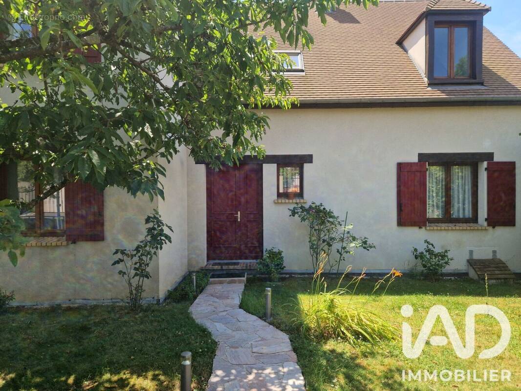 Photo 1 - Maison à SAINT-LEU-LA-FORET