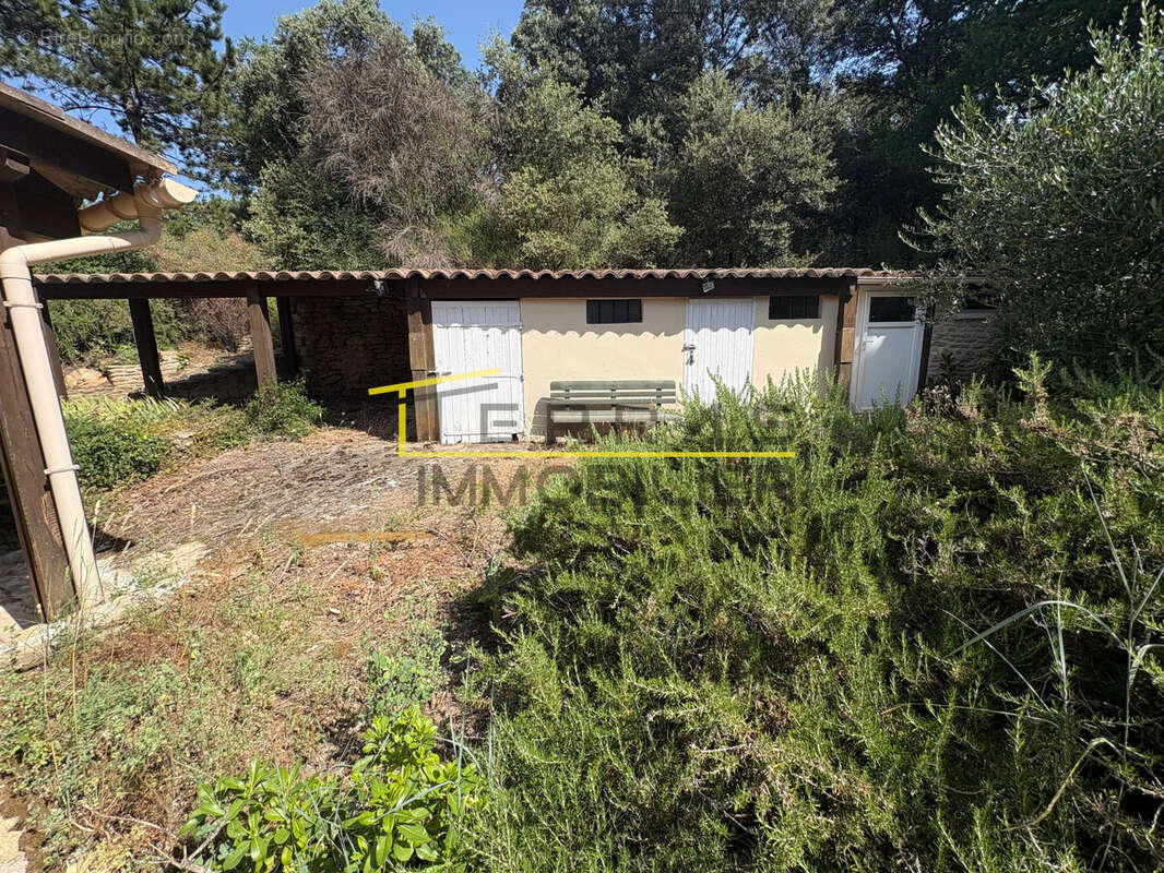 Villa indépendante agrémentée de ses dépendances et de sa piscine chauffée à Grignan. - photo 14