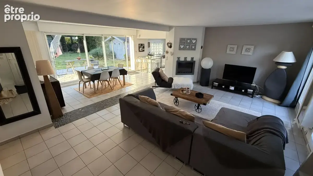 Maison  6 pièce(s) 140 m2 - photo 3